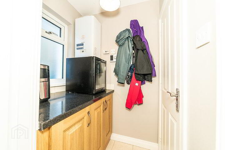 1 Gracemeadow Court 17 of 21