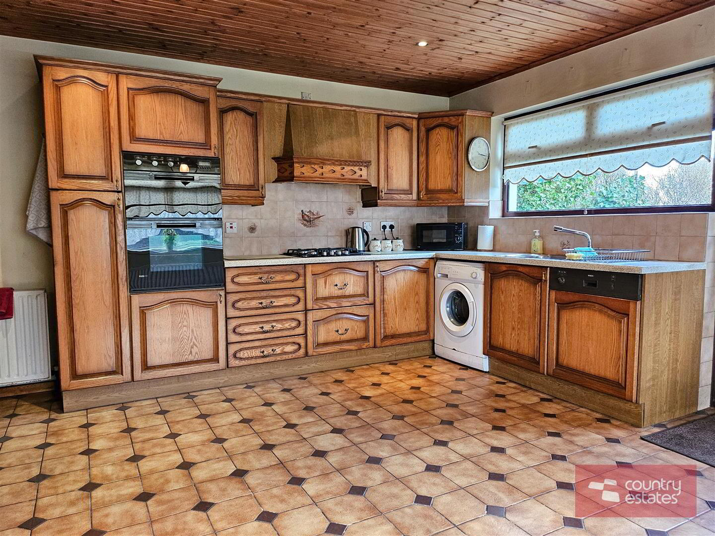 657 Doagh Road 12 of 26