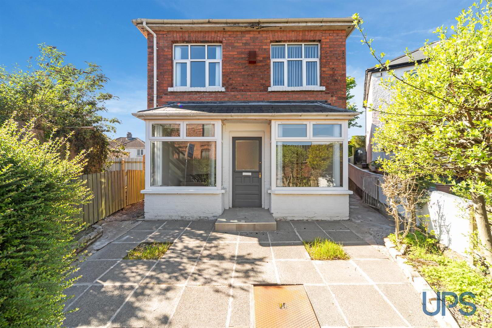 Detached House With Annex, 78 Upper Dunmurry Lane 2 of 33