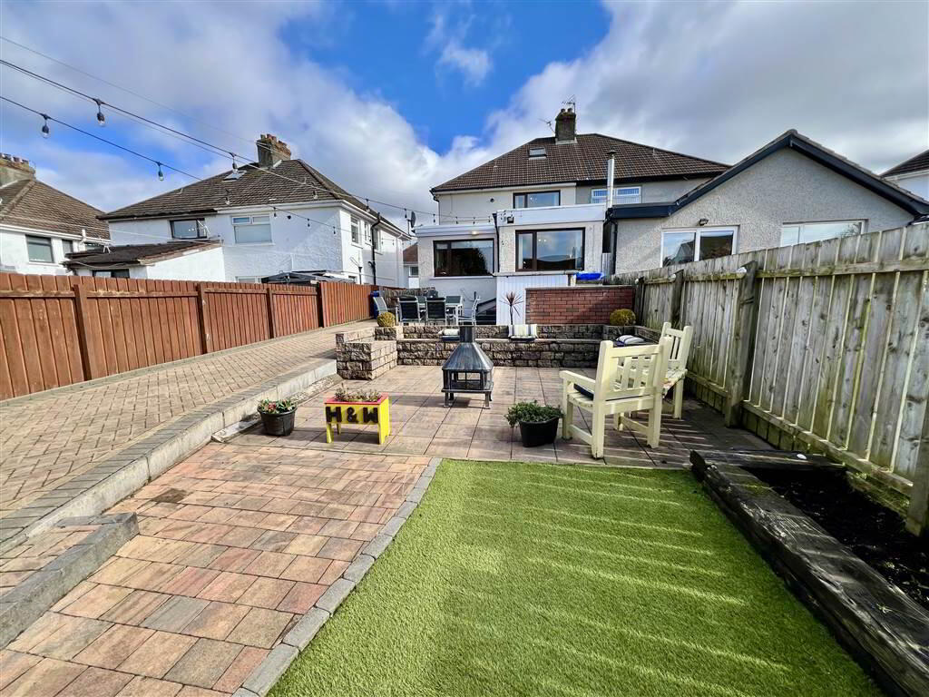 18 Rochester Avenue, Belfast