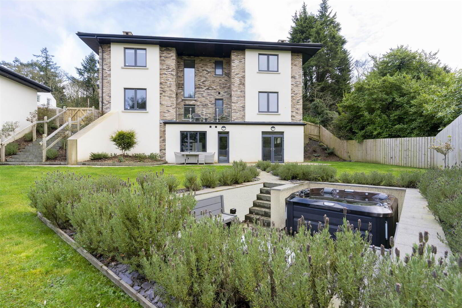 1 Culloden Wood, 170 Bangor Road 4 of 33