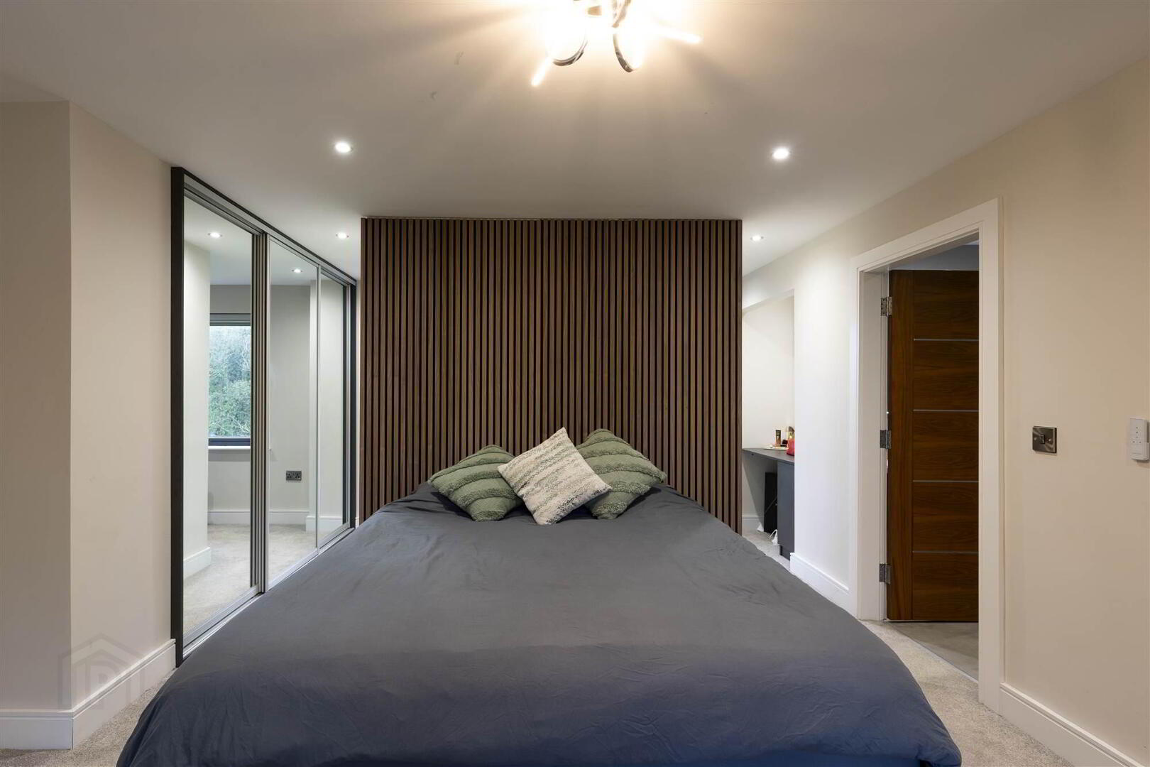 1 Culloden Wood, 170 Bangor Road 19 of 33