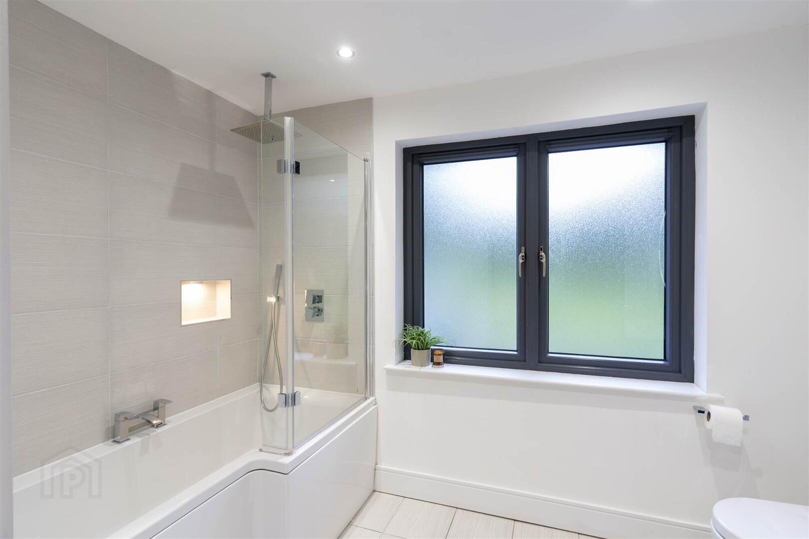 1 Culloden Wood, 170 Bangor Road 25 of 33