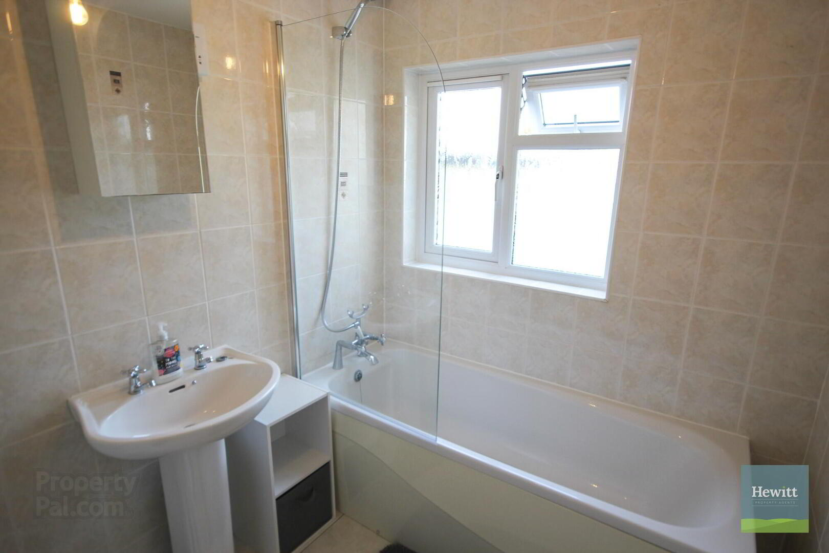 12 Newtown Terrace 10 of 21