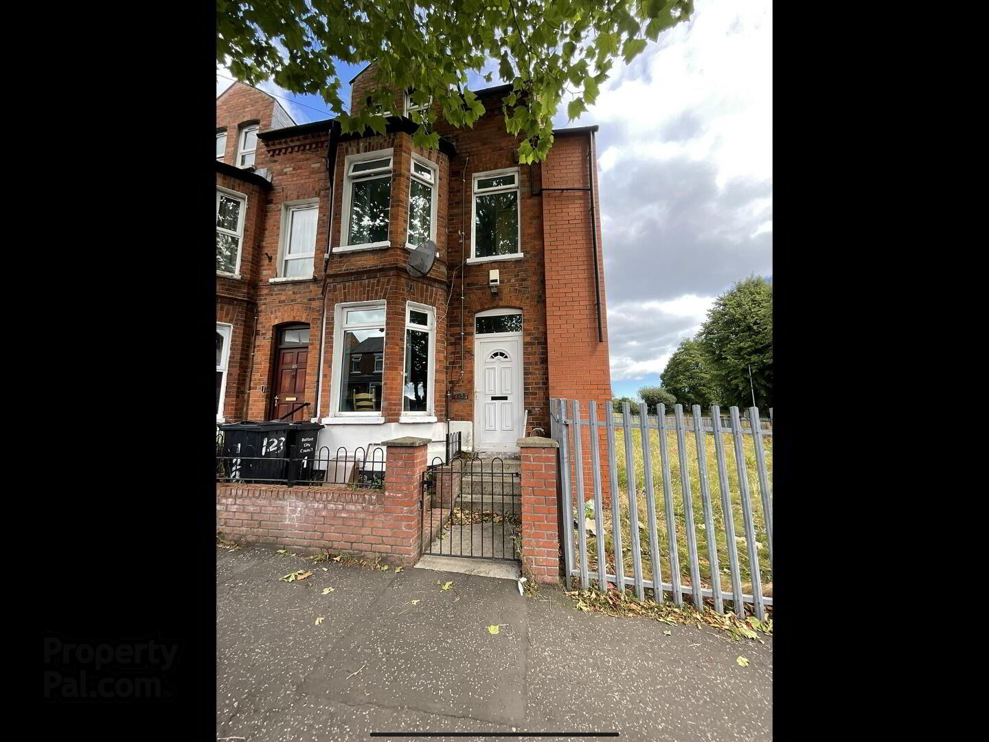 Room 2 Shared House, 123 Alexandra Park Avenue