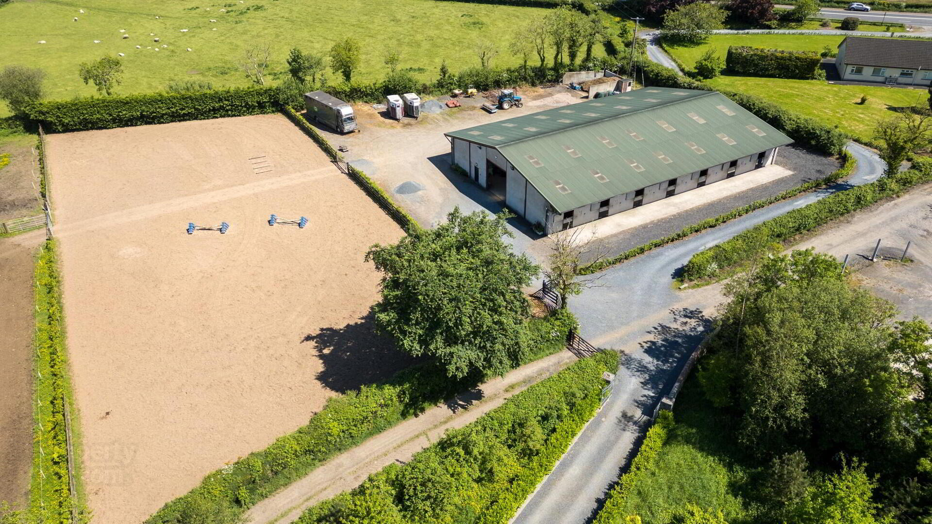 Country House, With Equestrian Facilities And Lands