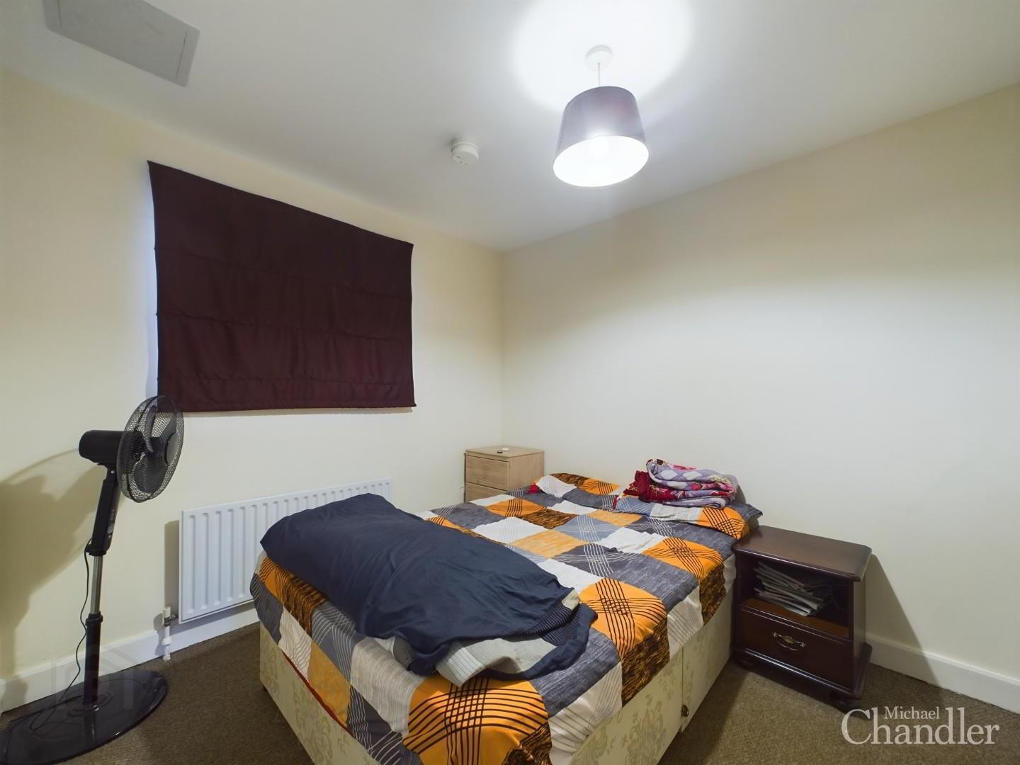 706 College Central, 4 College Avenue 6 of 11