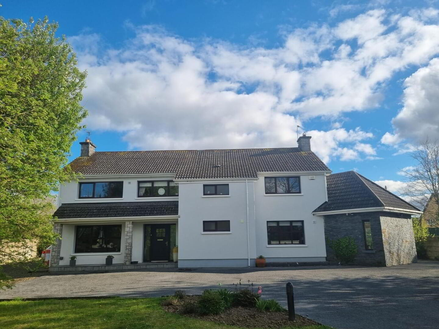 Newbrook House, Farrihy 2 of 49
