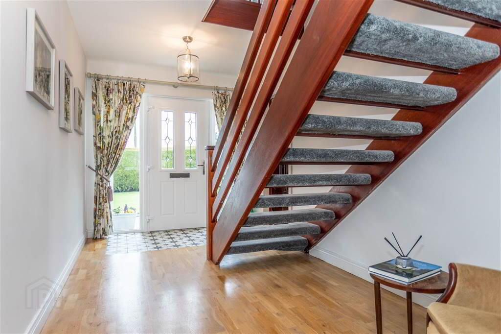 8 Cranfield Road 5 of 60