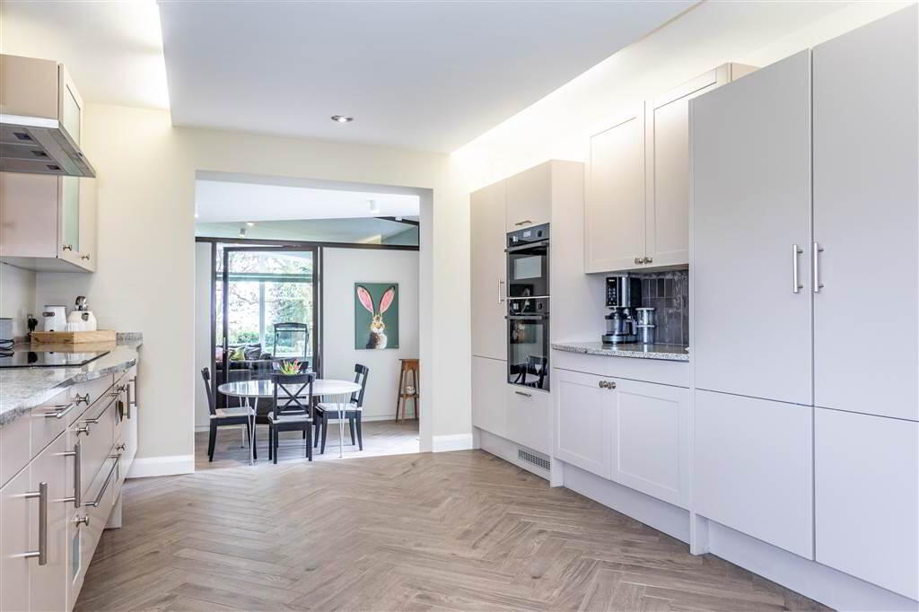 8 Cranfield Road 13 of 60
