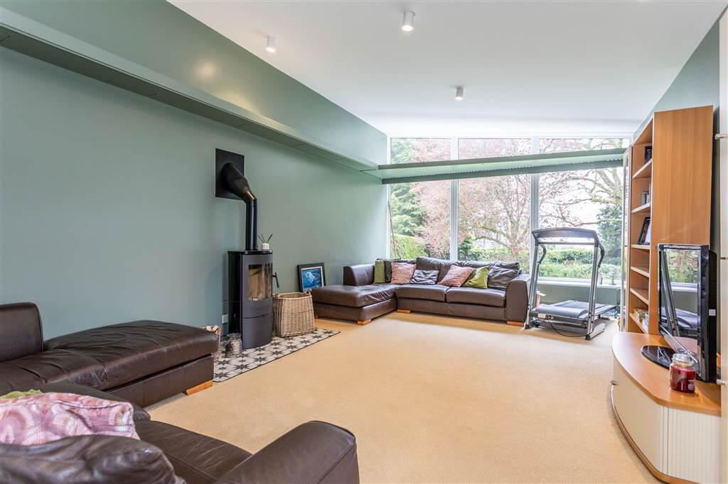 8 Cranfield Road 23 of 60