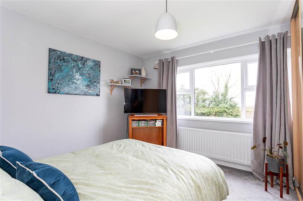 8 Cranfield Road 44 of 60