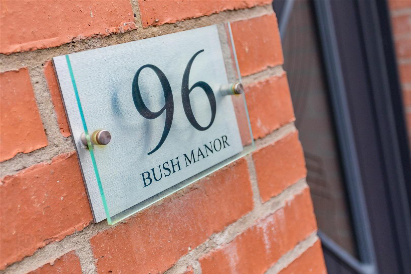 96 Bush Manor