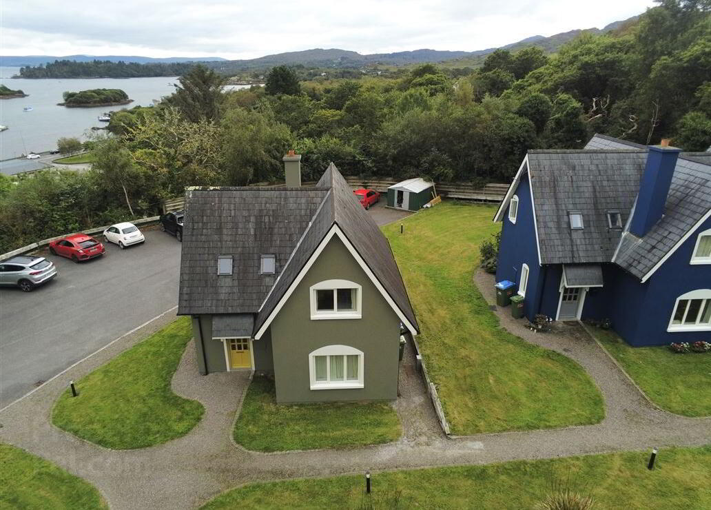 9 Glengarriff Harbour Cottages