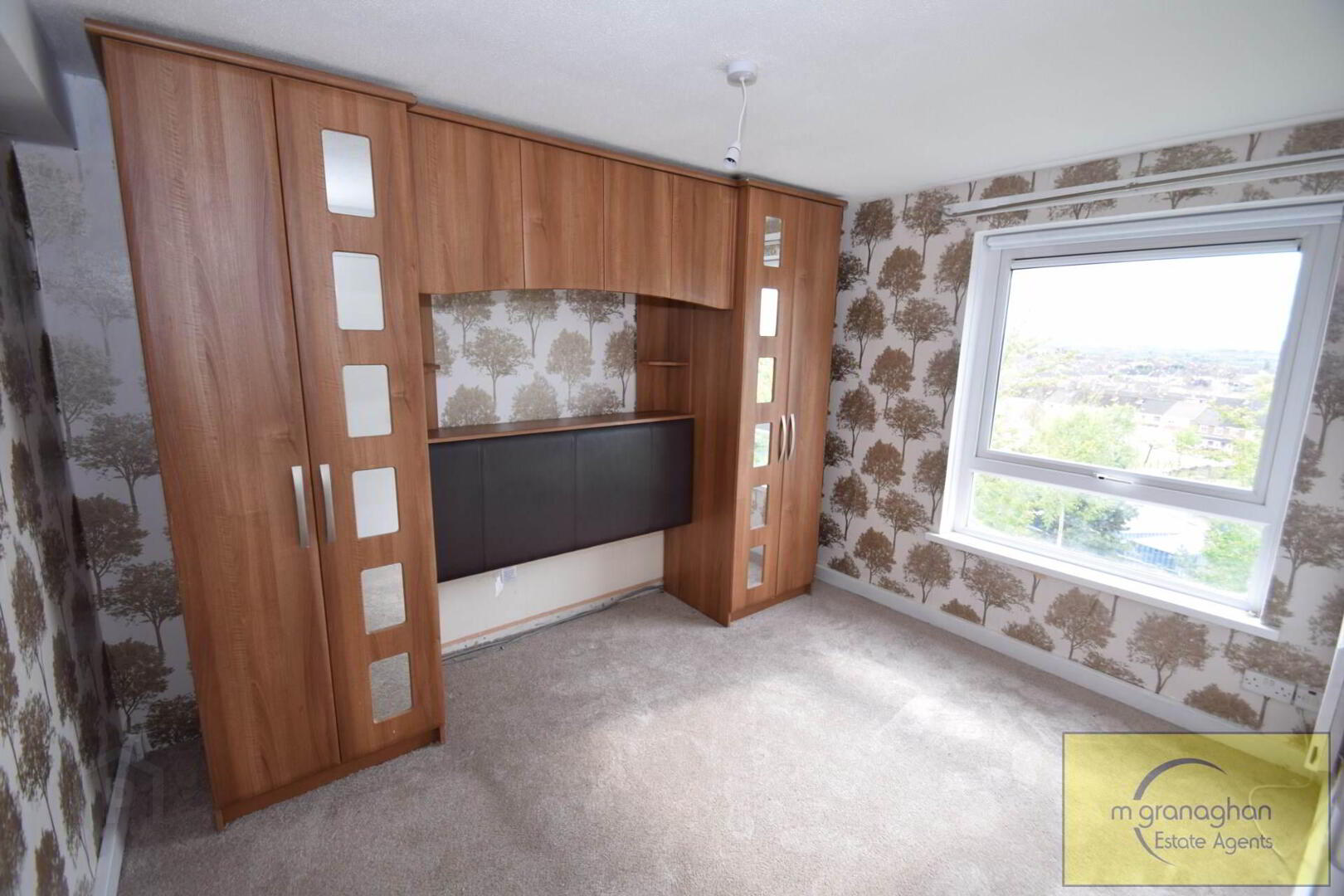 8c Carrigart Avenue 11 of 18