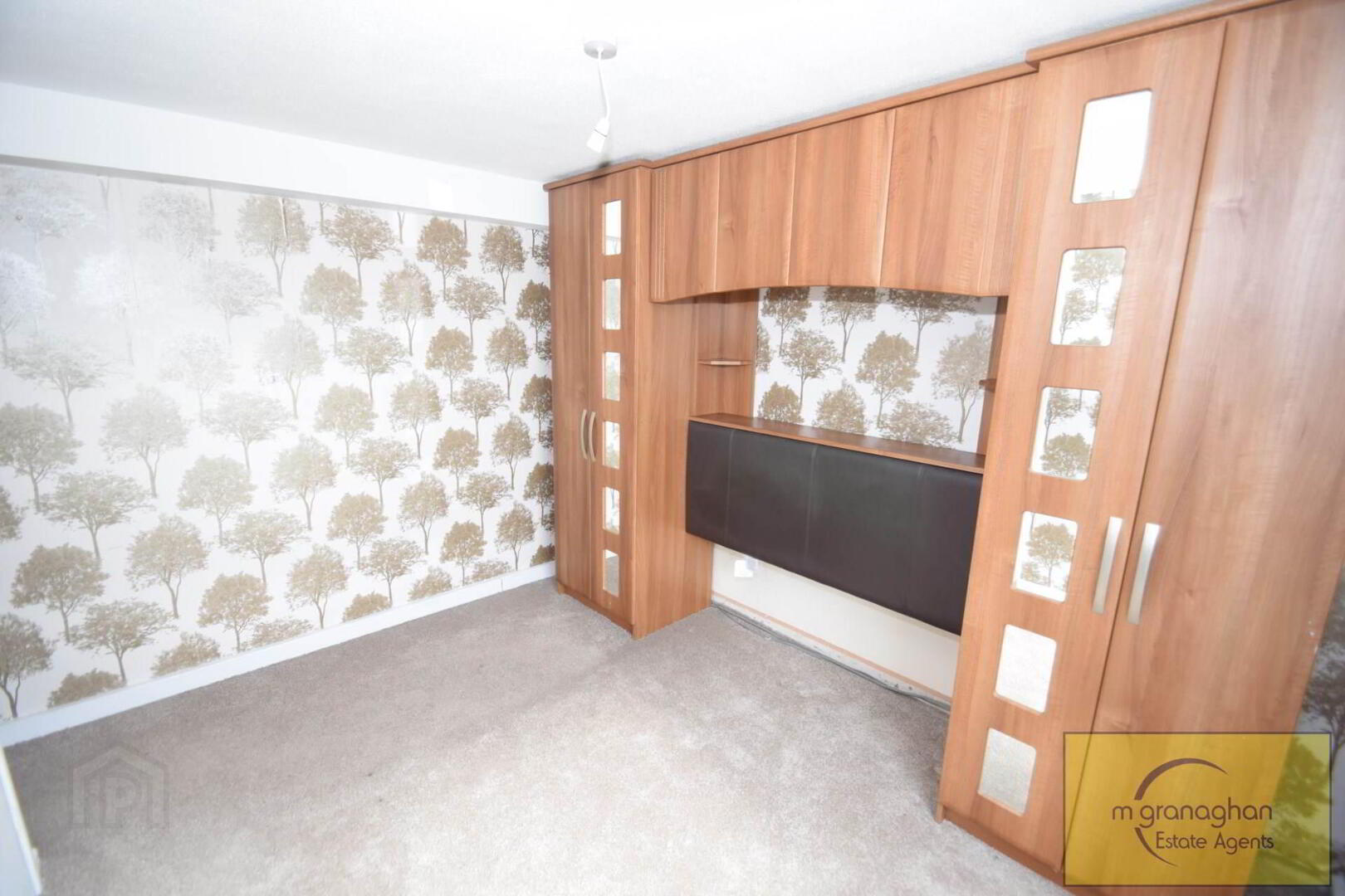 8c Carrigart Avenue 12 of 18