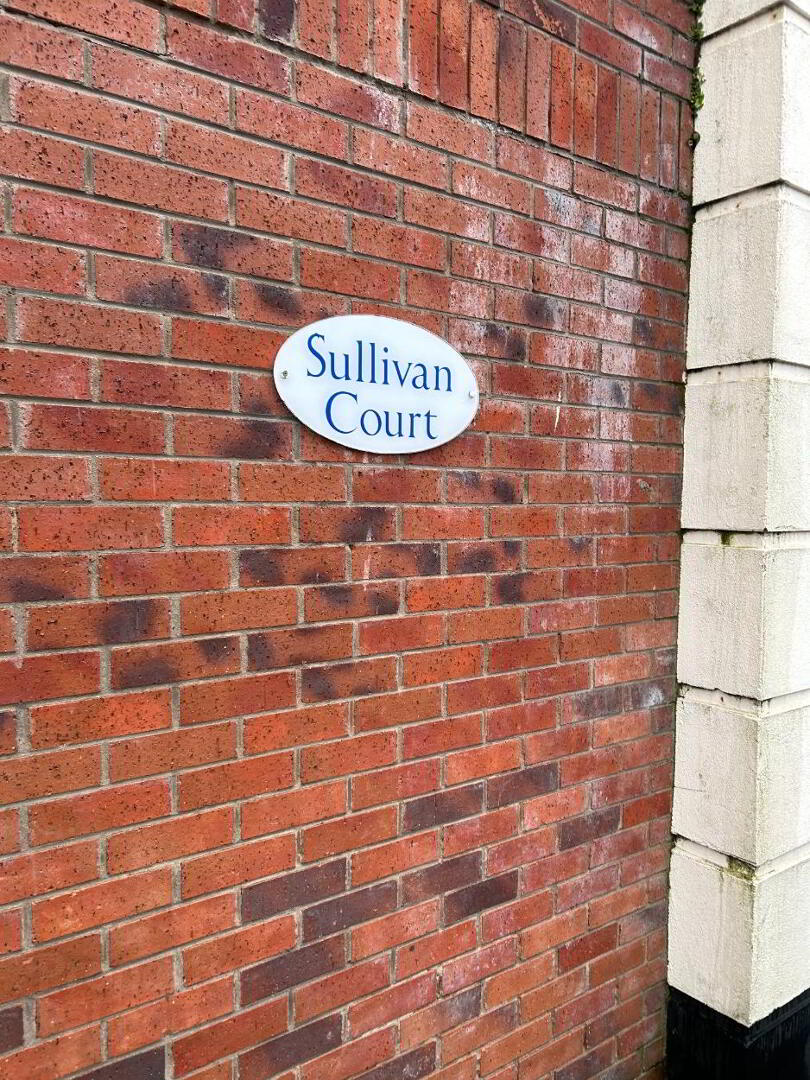 6 Sullivan Court, 6 Sullivan Place