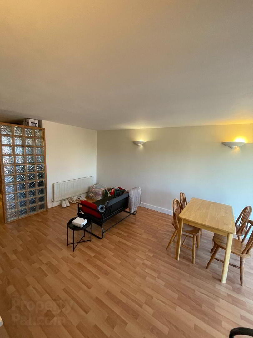6 Sullivan Court, 6 Sullivan Place 8 of 16