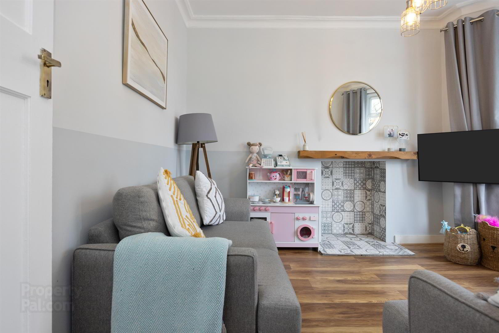 368 Castlereagh Road 5 of 27