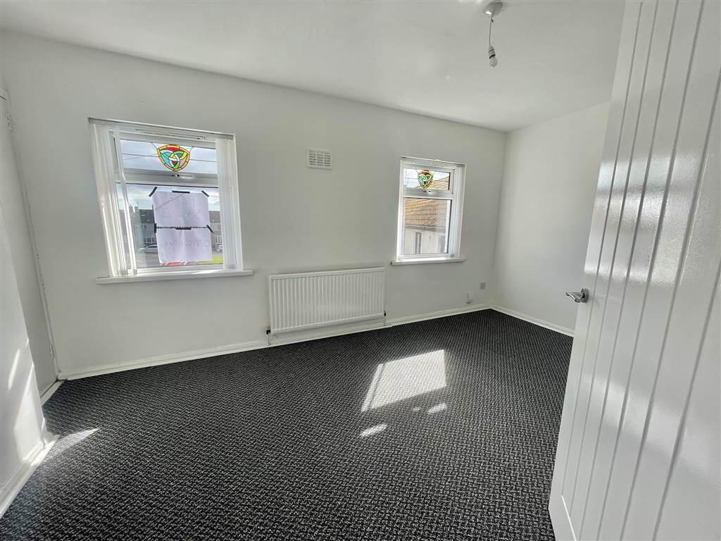 39 Monagh Road 11 of 17