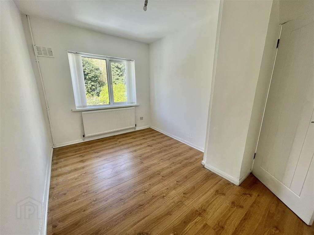 39 Monagh Road 13 of 17