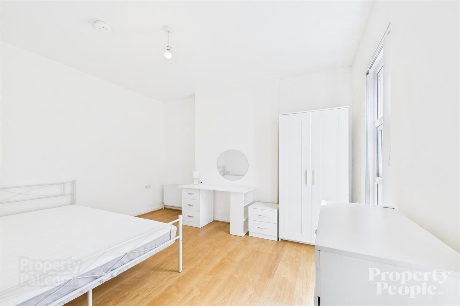 3, 3, Kinnaird Terrace 13 of 17
