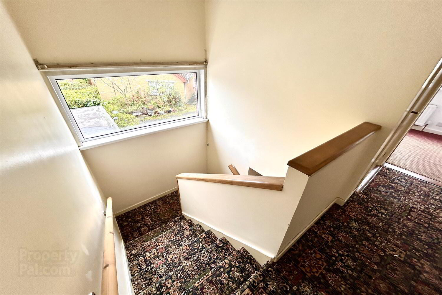 5 Chichester Court 9 of 17