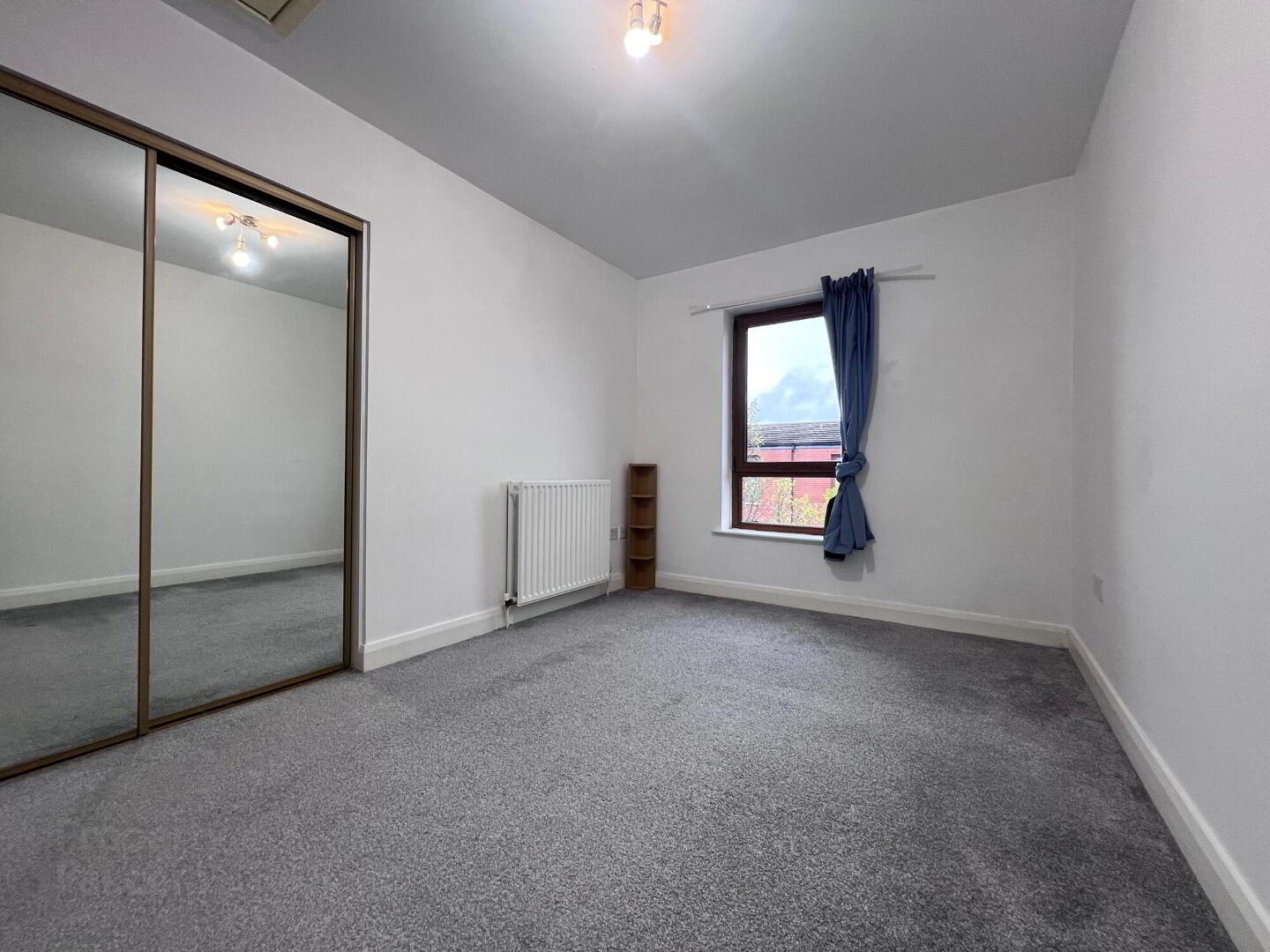 Apt 9, 5 Lord Street 7 of 8