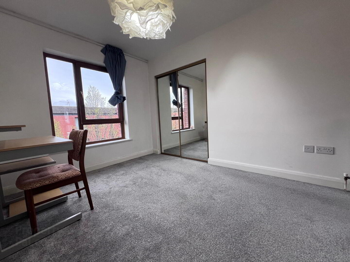 Apt 9, 5 Lord Street 6 of 8