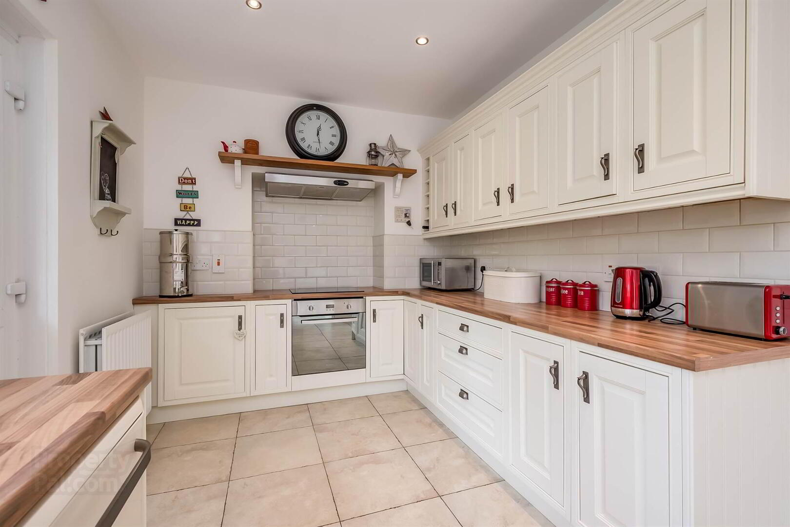 69 Old Dundonald Road 12 of 32