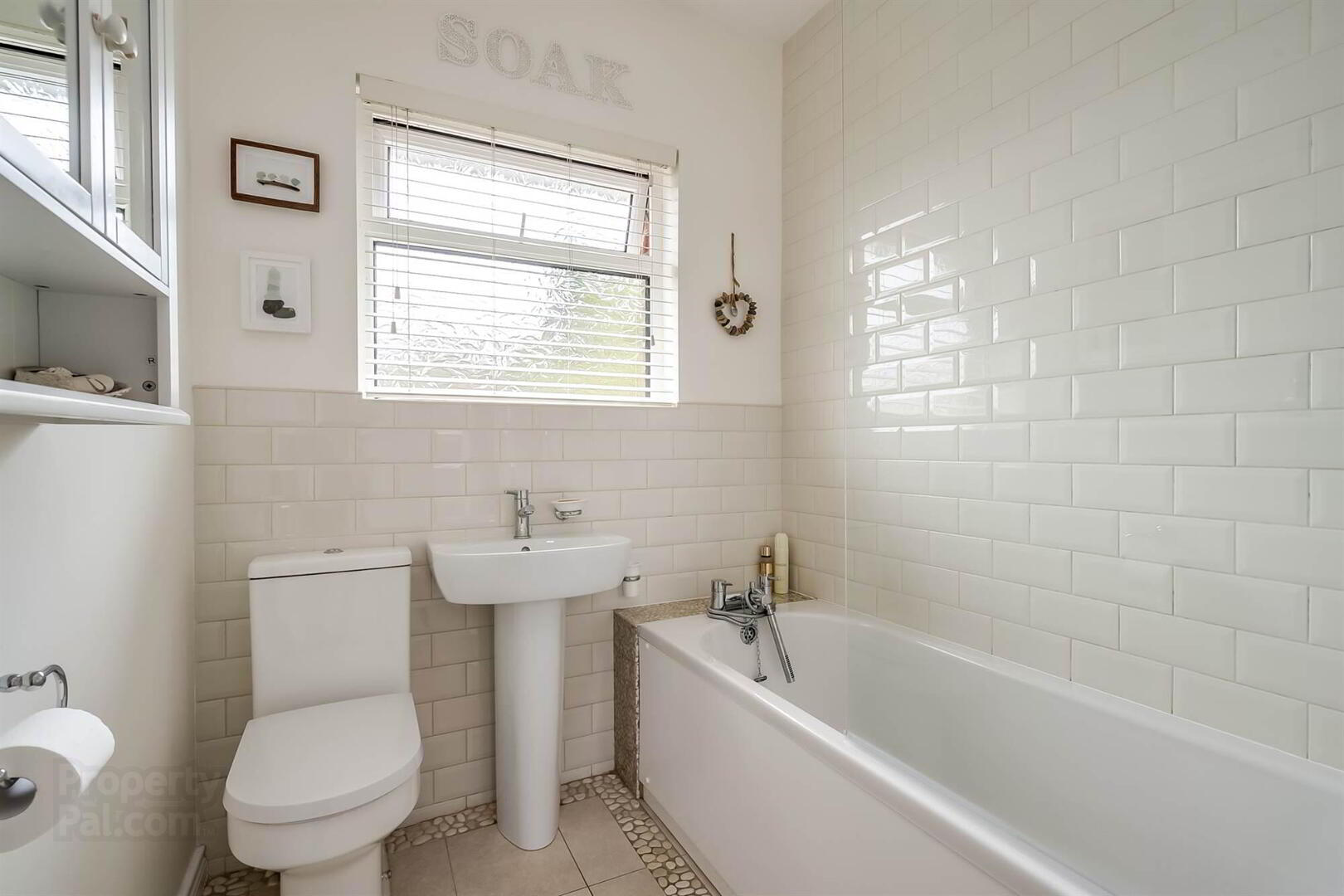 69 Old Dundonald Road 19 of 32