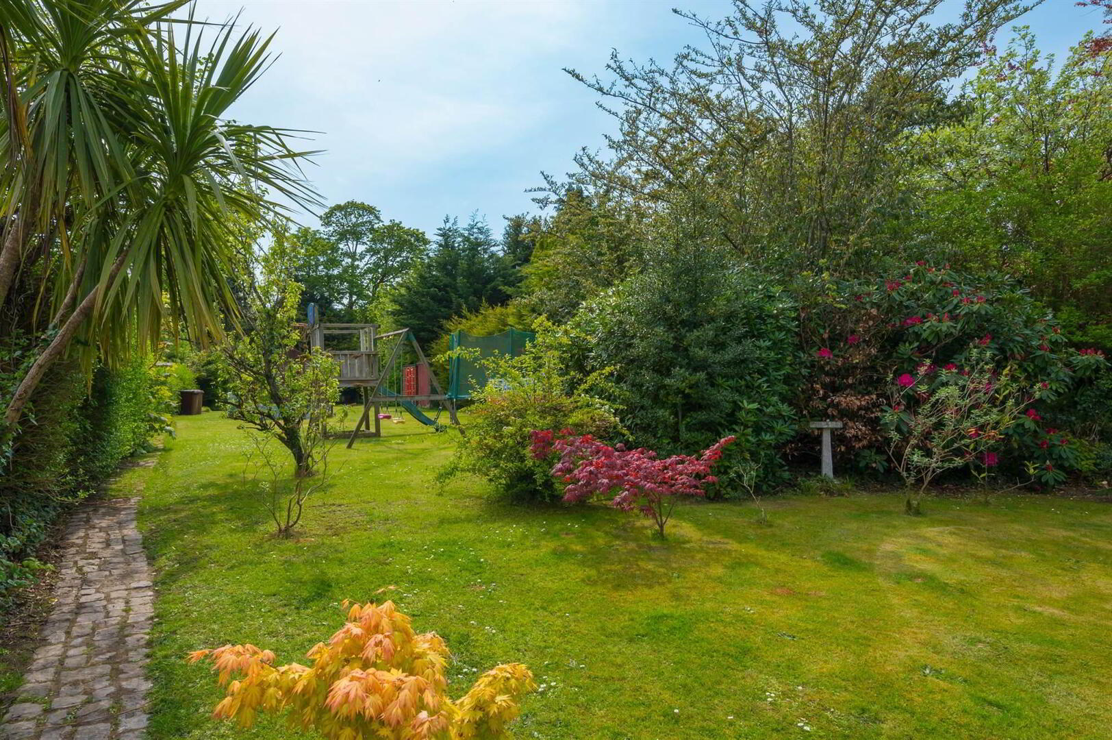 69 Old Dundonald Road 25 of 32