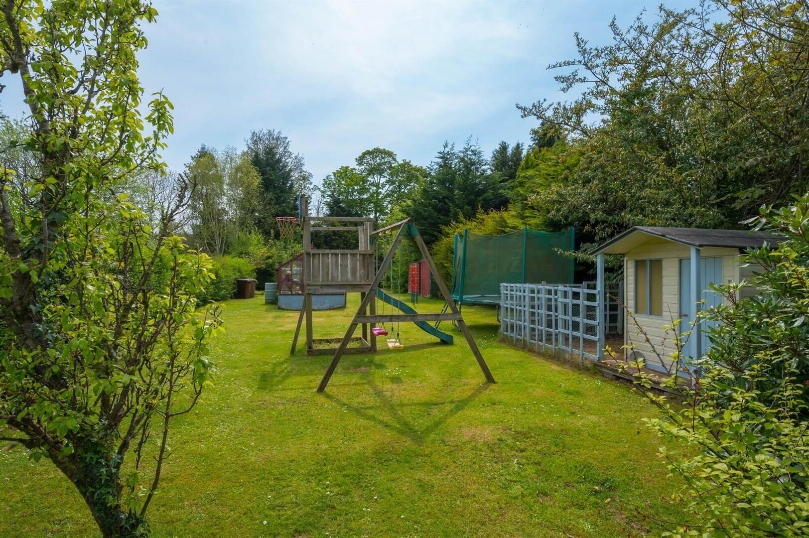 69 Old Dundonald Road 26 of 32