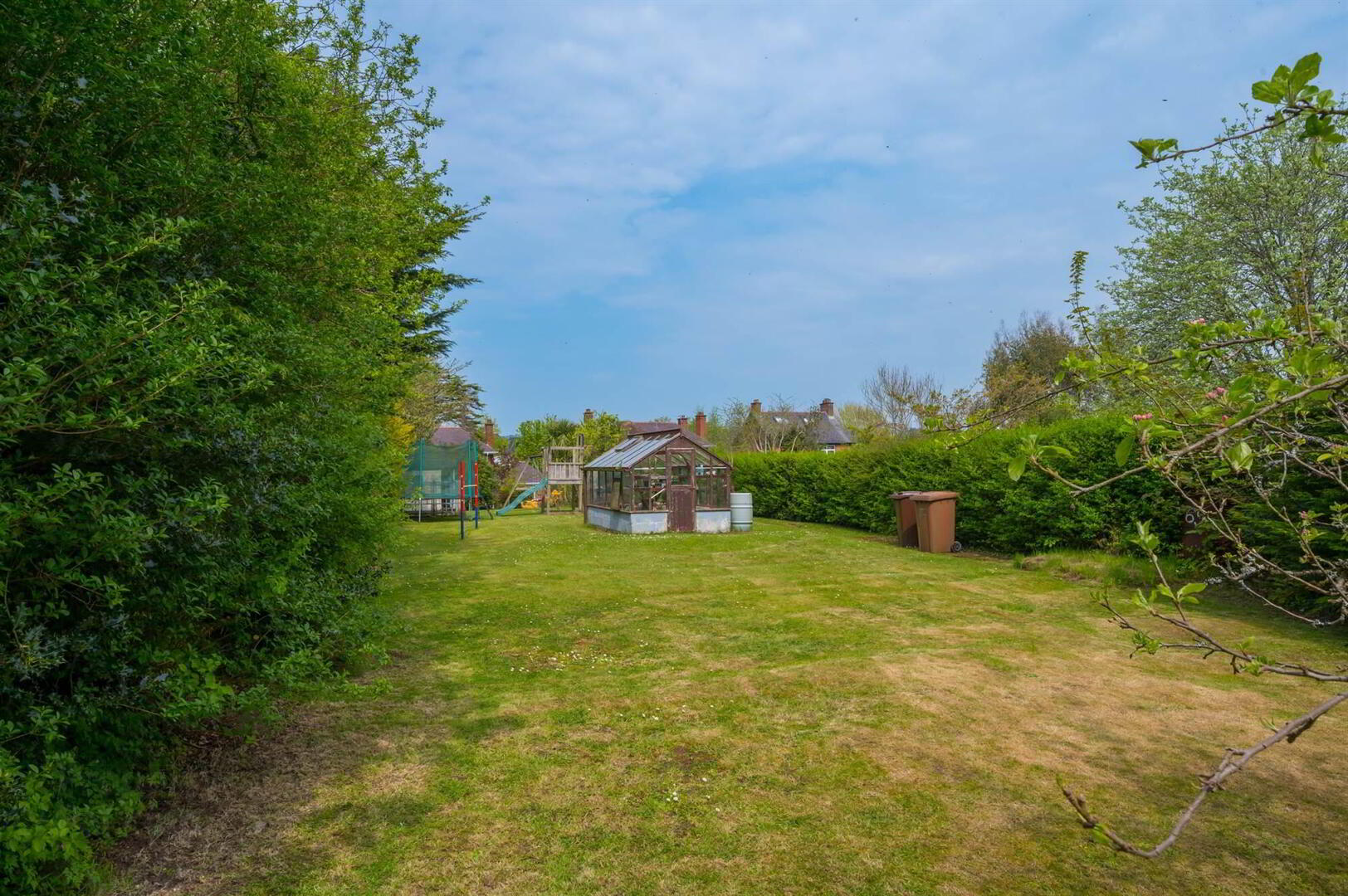 69 Old Dundonald Road 27 of 32