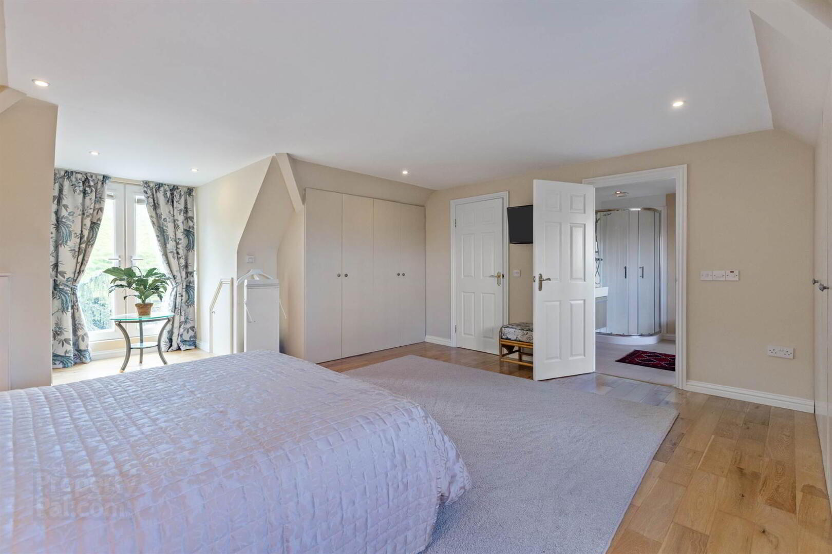 39 Ballycoan Road 13 of 34