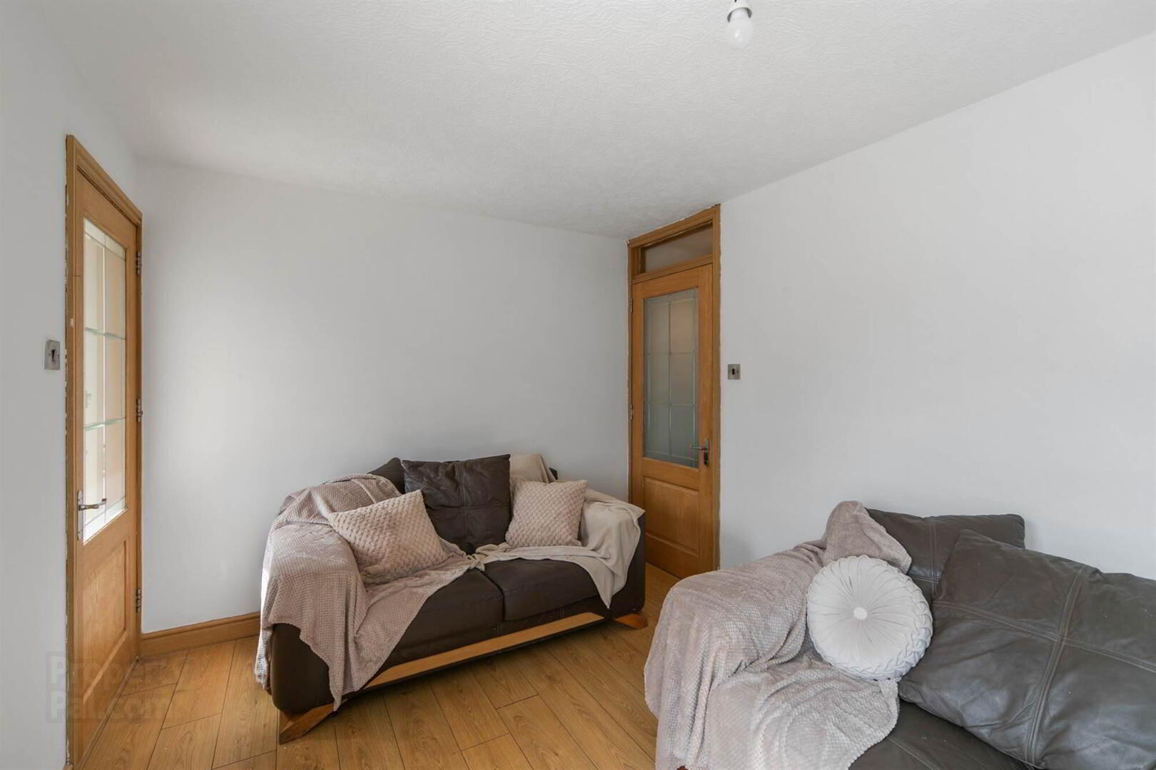11 Gibson Street 3 of 13