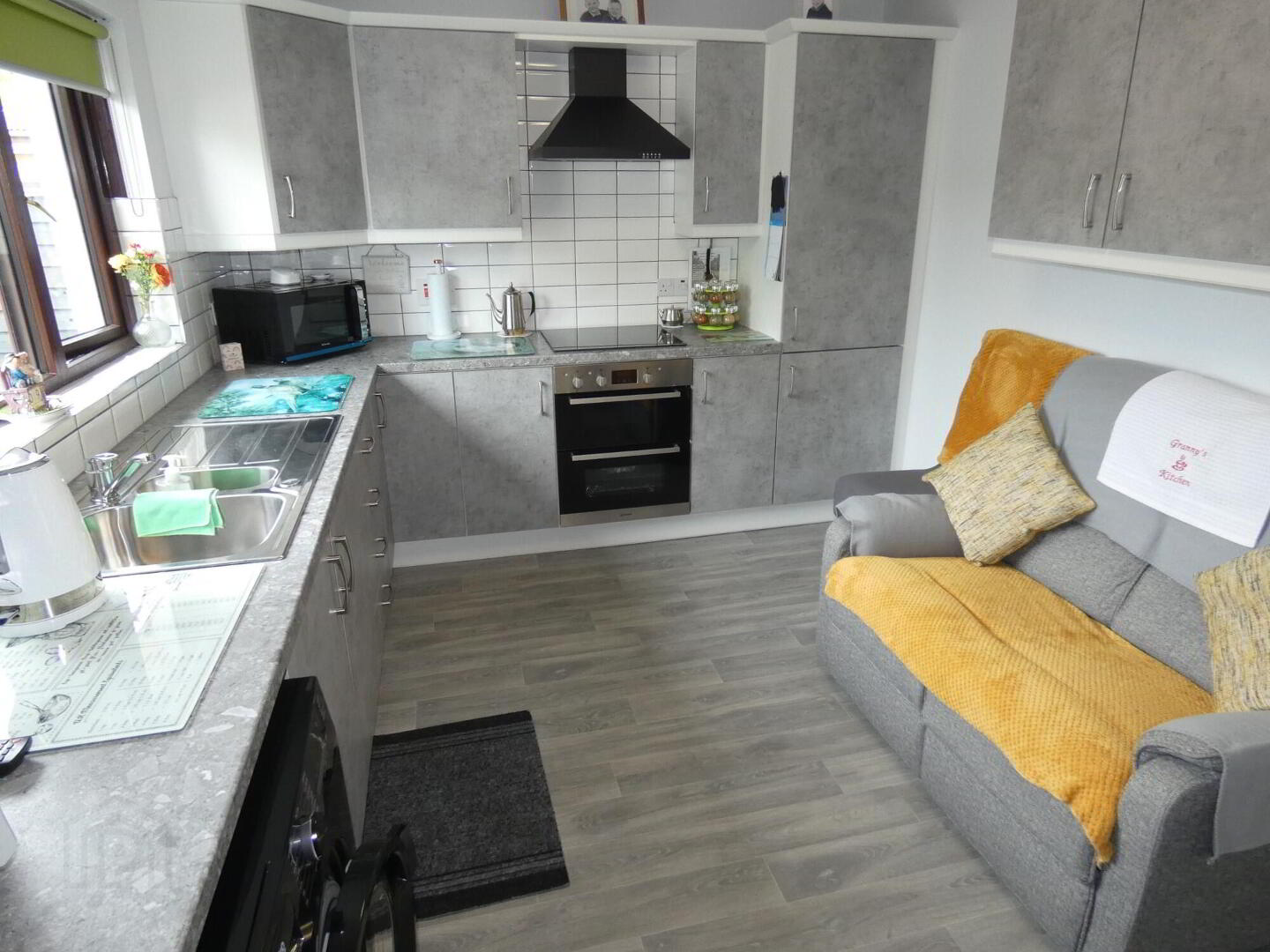 7 Eastburn Avenue 8 of 27