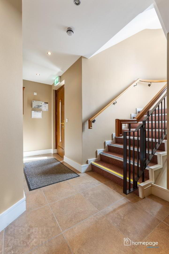 20 Bath Terrace Apartments 5 of 44