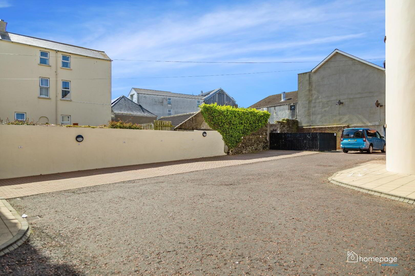 20 Bath Terrace Apartments 38 of 44