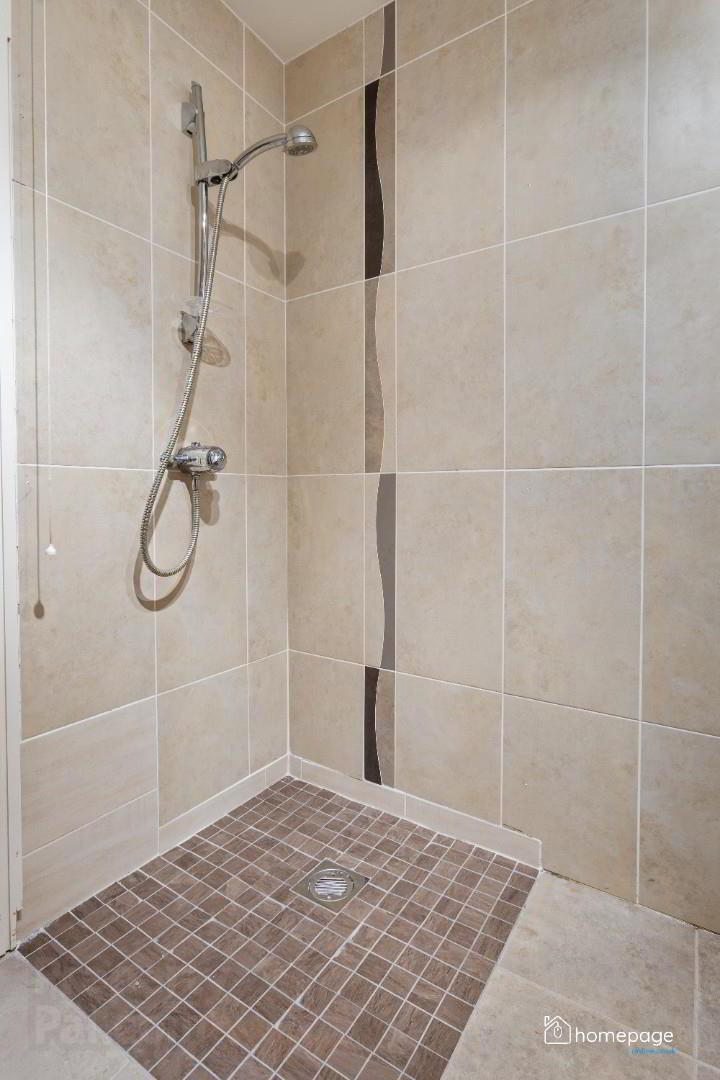 20 Bath Terrace Apartments 33 of 44