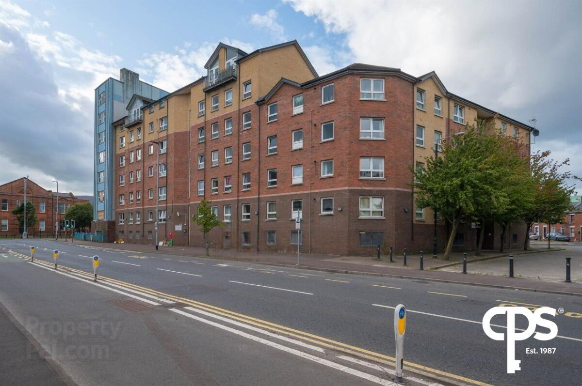 Apartment 17 College Gate ( Penthouse) 1 of 16