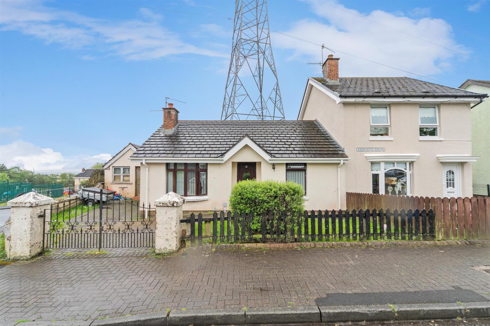 2 Ardcaoin Drive