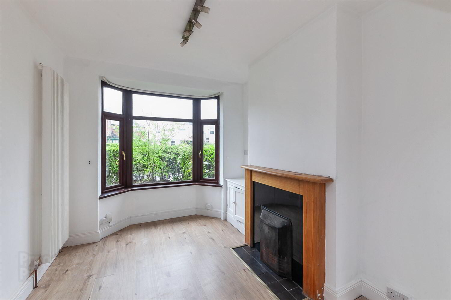5 Marlborough Park North 4 of 16