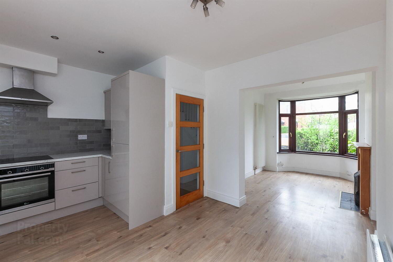 5 Marlborough Park North 5 of 16