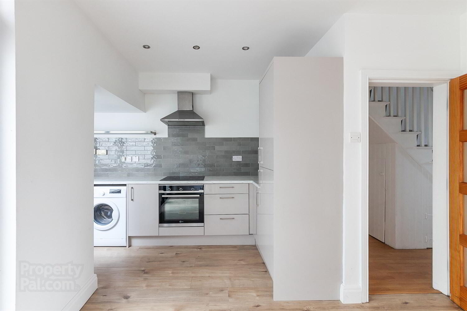 5 Marlborough Park North 7 of 16