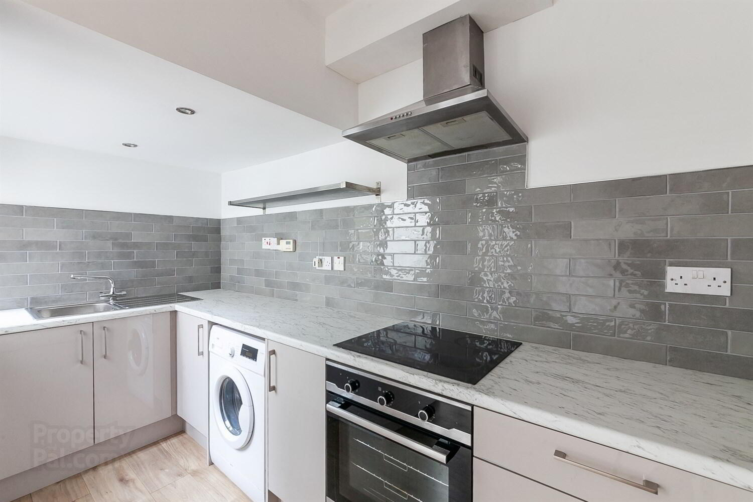5 Marlborough Park North 8 of 16