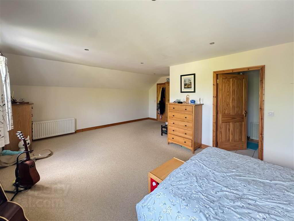 1 Tudor Brook 22 of 36