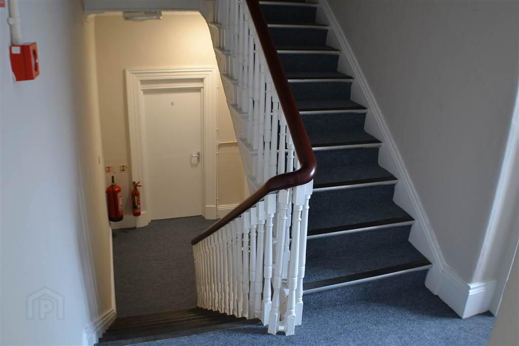 52 University Street - Office 5 8 of 9