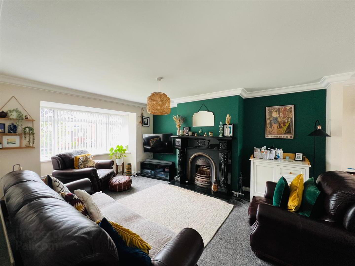6 Brompton Court 4 of 21