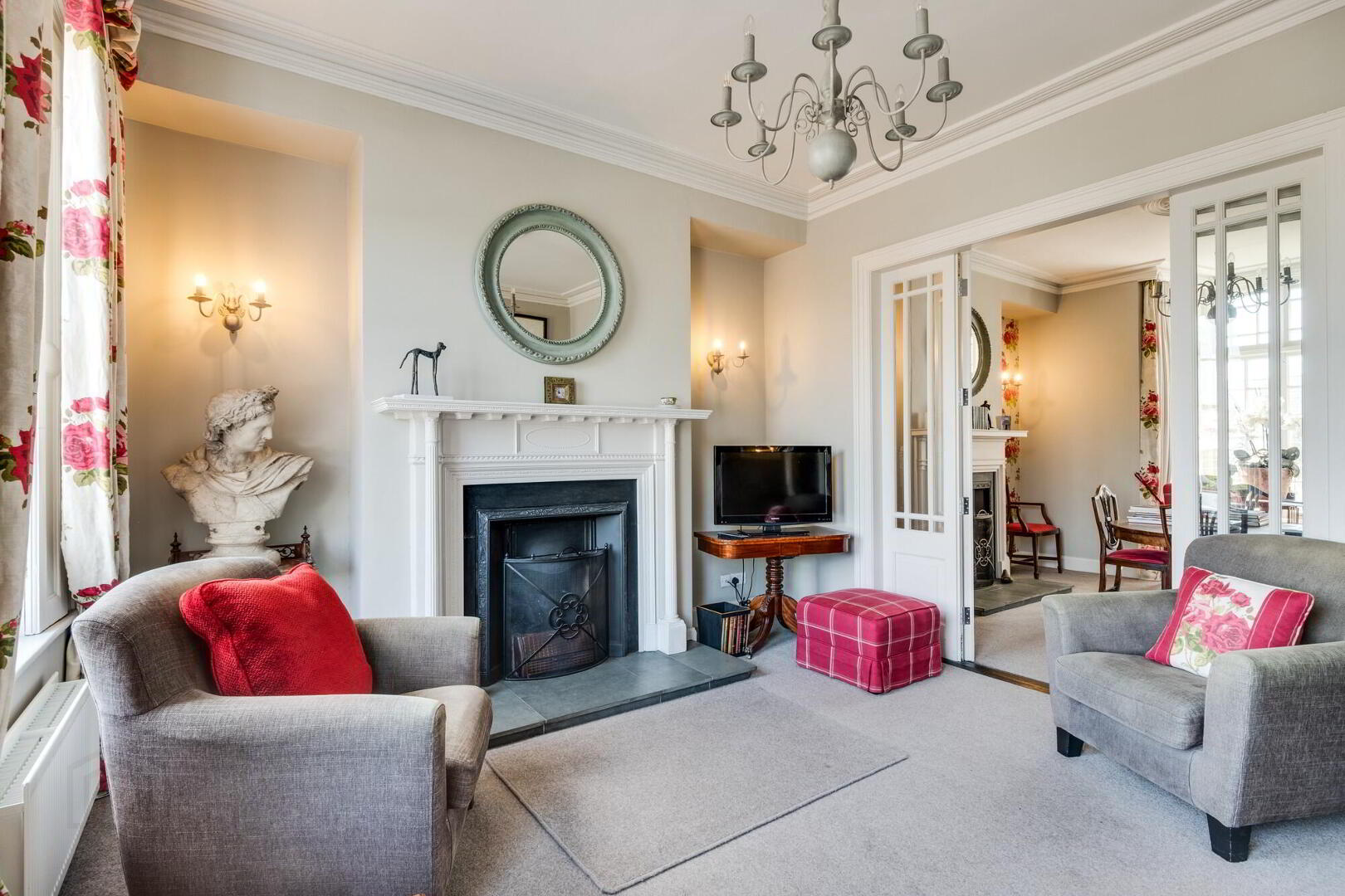 42 Willoughby Place 6 of 36